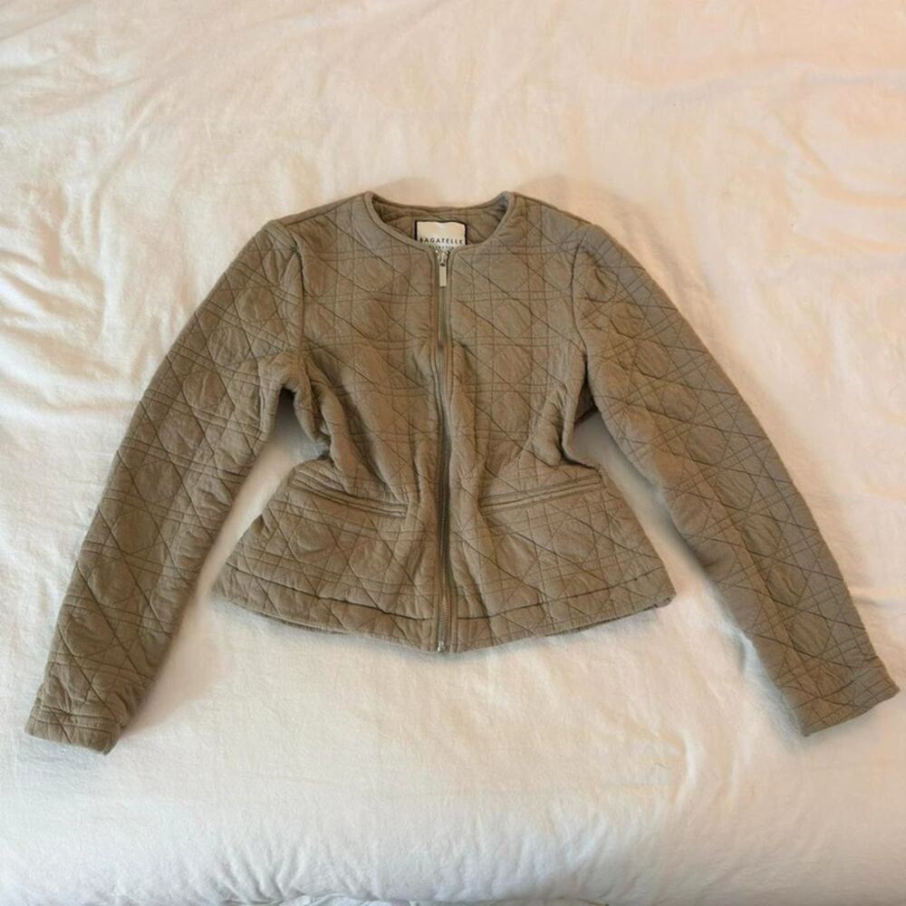 Tan quilted jacket with zipper